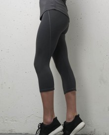Sportowe legginsy 3/4 NEOTERIC™ Cool Capri dla pani