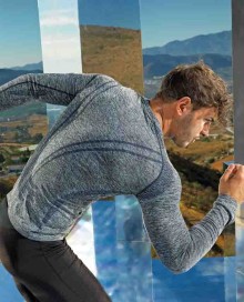 SEAMLESS '3D FIT' MULTI-SPORT PERFORMANCE LONG SLEEVE TOP TR200 05.TD.2.P59