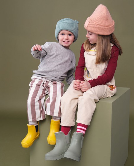 Organiczne beanie Beechfield® Baby Bear z uszkami dla dziecka